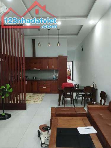 BÁN NHÀ 2T KIỆT Ô TÔ 5M TÔN ĐẢN- DIỆN TÍCH 165M2- HÒA PHÁT CẨM LỆ - 1