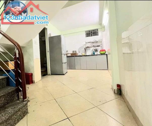 Bán nhà Phương Lưu, Đông Hải 1, Hải An. 45m², chỉ 2,15 tỷ, 3 tầng, d2tn, tắc xi vào tận nơ - 1