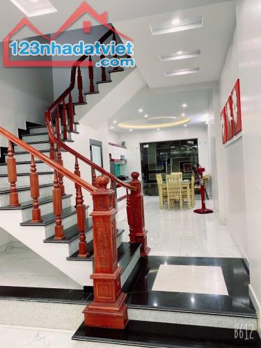 Cho thuê nhà Văn Cao, 5 ngủ khép kín (80m2), Full nội thất. - 2