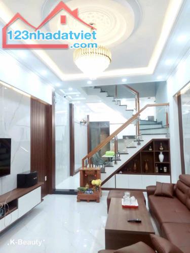 QUẬN 12, TÂN CHÁNH HIỆP, NHÀ 70M2 4 TẦNG HẺM XE HƠI, THÔNG, CHỈ NHỈNH 5 TỶ - 1