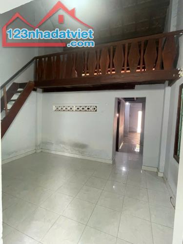 Bán nhà 107m2 hẻm Nguyễn Trãi, trung tâm thị trấn Diên Khánh, Khánh Hòa - 2