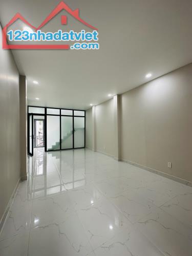 MẶT TIỀN TRƯƠNG ĐỊNH QUẬN 3 50M2 - KINH DOANH SẦM UẤT - 5 TẦNG - HOÀN CÔNG.NHỈNH 11TỶ - 2