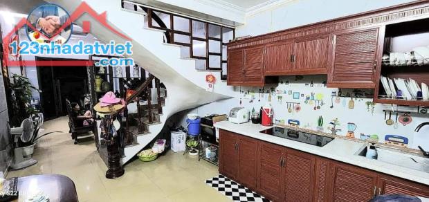 Bán nhà Nguyễn Văn Linh, Vĩnh Niệm, Lê Hân. 3 tầng, 62m2, 3,35 tỷ, ngang 3,7/4,65m, nở hậu - 1