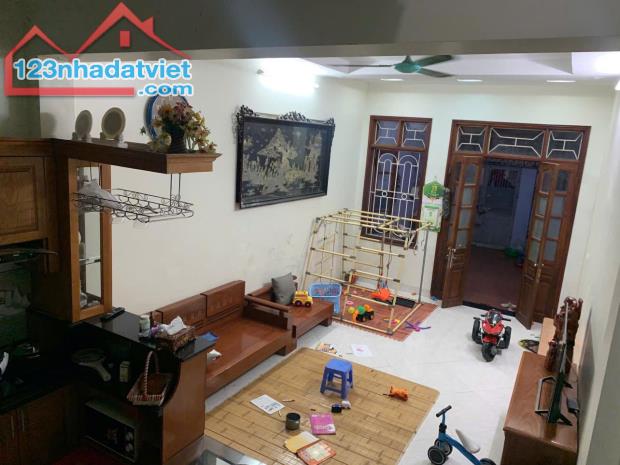 BÁN NHÀ MỄ TRÌ THƯỢNG NAM TỪ LIÊM 3 BƯỚC CHÂN RA Ô TÔ TRÁNH CHỈ VỚI 150TR/M2 - 2