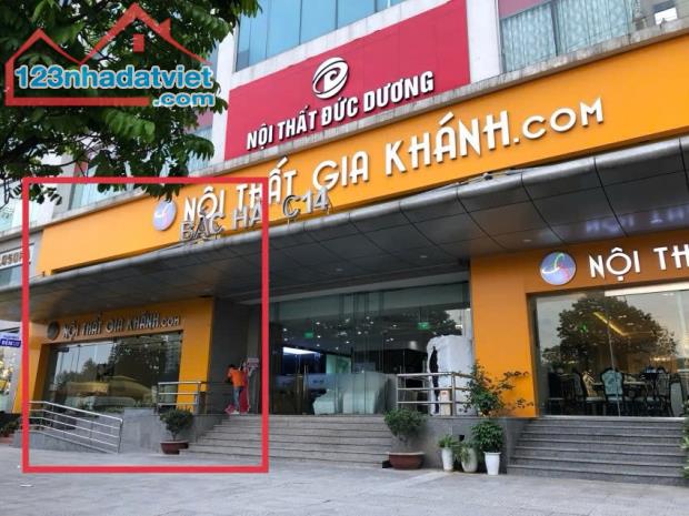 Nhanh tay thuê ngay mặt phố nguyễn Trãi, Diện tích 527m2, Mặt tiền 24m, Thanh Xuân.