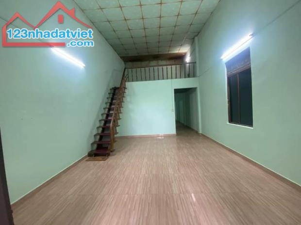 🏡CHỈ NHỈNH 2 TỶ - NHÀ MẶT TIỀN 135M2 - NAM KỲ KHỞI NGHĨA-  NGAY LÀNG ĐẠI HỌC - 1