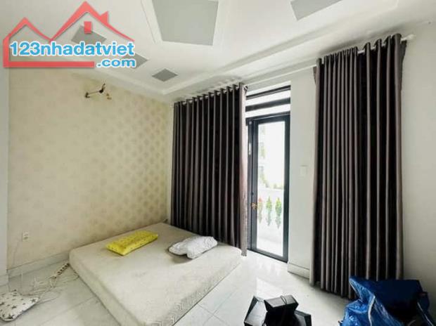 BÁN NHÀ 4. TẦNG ĐƯỜNG NGUYỄN ẢNH THỦ - GIÁ HƠN 6 TỶ - 5