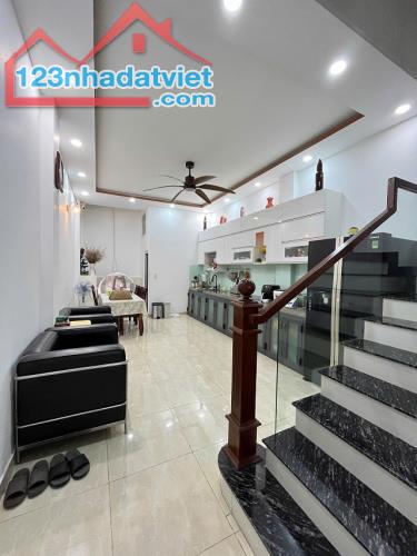 NHÀ 2 TẦNG MỚI ĐẸP 80M2 MẶT TIỀN NỘI BỘ KHU TÔ HIỆU, 5 PHÚT TỚI CÔNG VIÊN ĐẦM SEN - 2