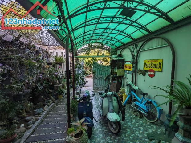 Mặt tiền view sông đường số 6 khu dân cư Tân An Huy Tân Phong Quận 7 4 tầng 130m2 17.9 tỷ - 1