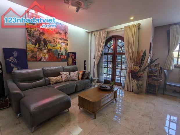 Mặt tiền view sông đường số 6 khu dân cư Tân An Huy Tân Phong Quận 7 4 tầng 130m2 17.9 tỷ - 2