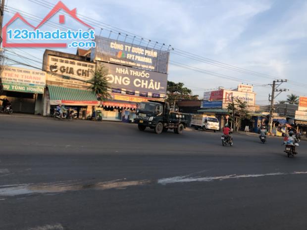 BÁN NHANH 275M2 ĐẤT Ở NGAY CHỢ BÌNH LONG, MẶT TIỀN NHỰA THÔNG VỀ TÂY NINH. GIÁ 290 TRIỆU - 1