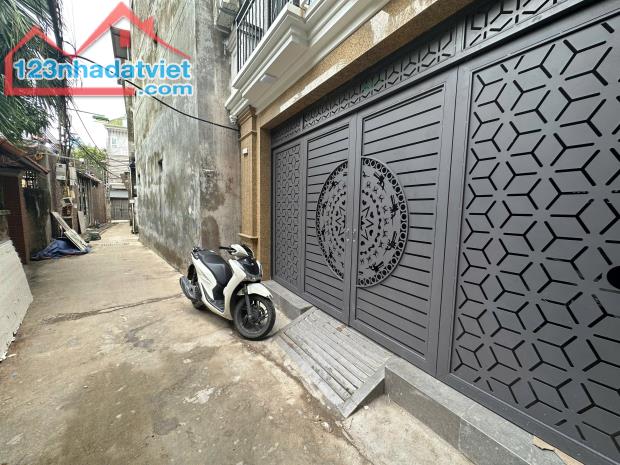 (Siêu Phẩm) Tòa Apartment 115m2 x 32P tại ngõ 23 Đức Diễn. Dòng tiền 2 tỷ/năm - 23,5 tỷ - 2