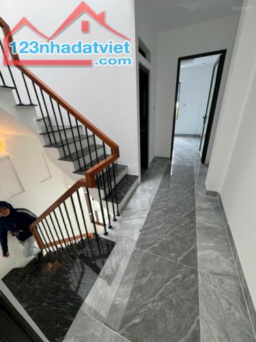 Bán nhà Biên Giang diện tích 30m²*5 tầng, full nội thất, giá nhỉnh 2 tỷ. - 1