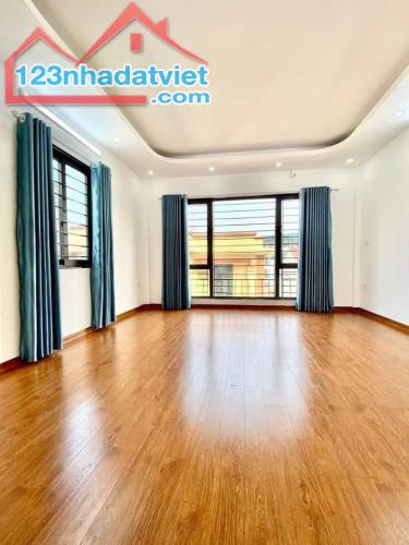 💥💥💥BÁN TÒA NHÀ CCMN MỚI ĐẸP 65M2X6 TẦNG THANG MÁY Ô TÔ ĐỖ GẦN
