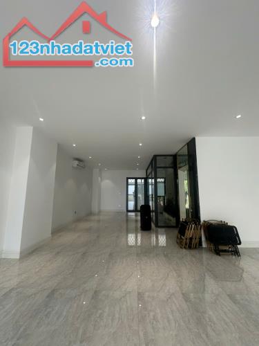 Mặt bằng tầng trệt 7x20m cần cho thuê làm văn phòng, showroom kinh doanh tại Vạn Phúc City - 4