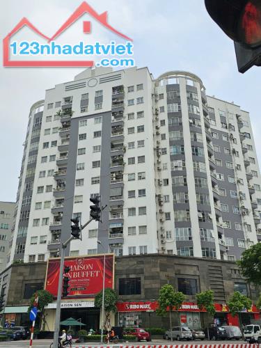 Bán căn hộ chung cư cao cấp tòa nhà D11 Sunrise Building  100m2, 3Pn, lô góc, full đồ