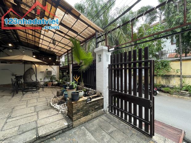 Cho thuê Biệt Thự Phường Thảo Điền, Quận 2, TP Thủ Đức. Trệt, lầu (10x15) 300m2 chỉ 40tr - 5