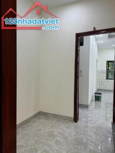 Bán Nhà Dân Xây Phố Việt Hưng, Long Biên 57m2, 4T chỉ 6,27 tỷ (cam kết chuẩn) - 2