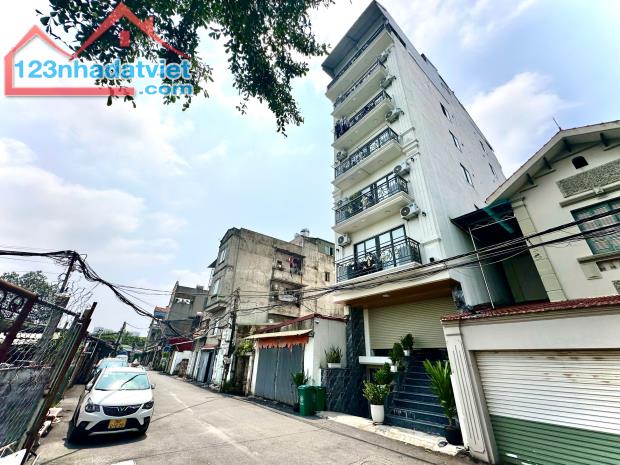 (Siêu phẩm) Tòa Apartment 132m2 x 25P tại Đức Diễn - Đường 2 ô tô tải tránh. Dòng tiền 2