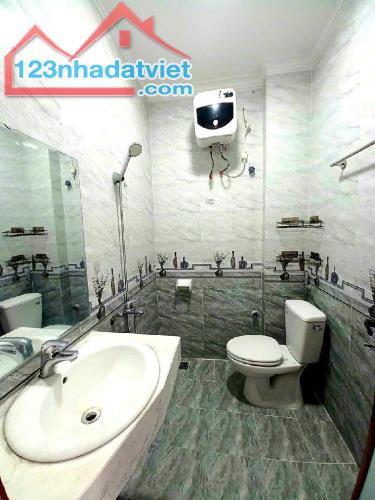 MẶT NGÕ Ô TÔ  - NHÀ ĐẸP - 6 NGỦ - phố Mai Động - Hoàng Mai, dt : 45m, mt : 3,7m, 5 tầng. - 3