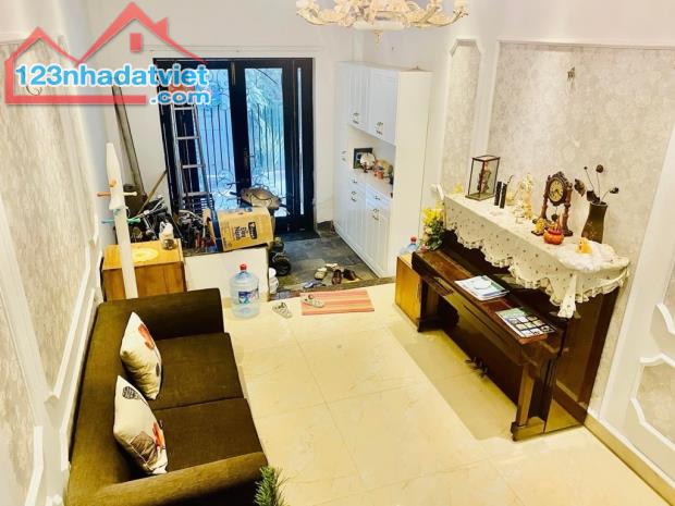 NHÀ ĐẸP MỸ ĐÌNH 45m² .5 tầng - MT4m giá 7 tỷ HAI THOÁNG TẶNG FULL NỘI THẤT 0876196866