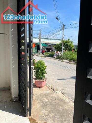 BÁN NHÀ KẾ BÊN BỆNH VIỆN NHI ĐỒNG 3, KHÔNG BỊ TRANH CHẤP. Tân Kiên Bình Chánh - 1