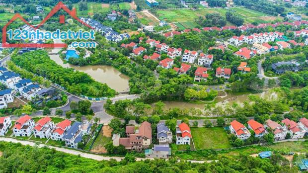 BÁN CẮT LỖ SÂU DÃY C BIỆT THỰ XANH VILLAS HOÀ LẠC 0987663865 - 1