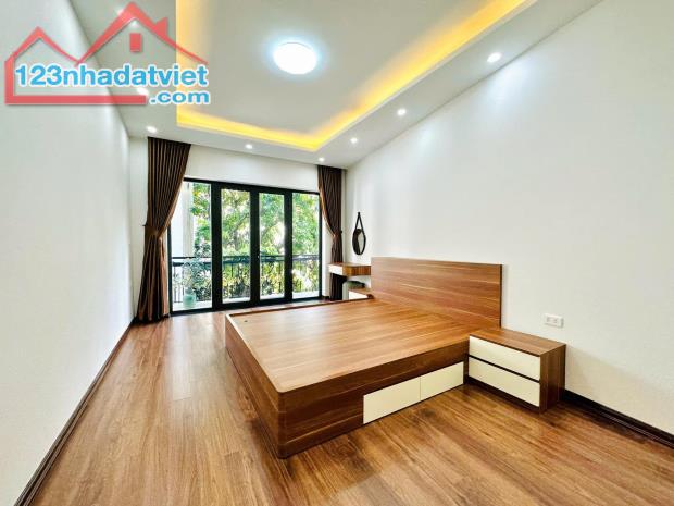 Bán nhà phố Minh Khai, Hai Bà Trưng 42m, 5 tầng. Giá: 7.1 tỷ - 1
