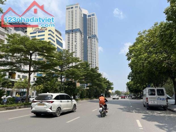 Bán tòa building văn phòng phố Dương Đình Nghệ 12 tầng, 167m2, giá tốt