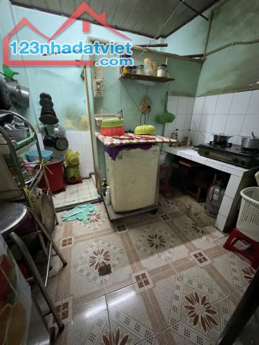 Bán Nhà Ngay Vòng Xoay Phú Lâm, Tân Hòa Đông, Quận 6, Sổ Hồng Hoàn Công, 32m2, Chỉ 2Tỷ Hơn - 1