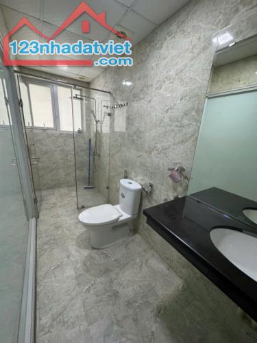 Bán nhà Phạm Văn Đồng, 100m2, phân lô, ô tô, kinh doanh, nội thất chủ tặng,  nhỉnh 11tỷ. - 3