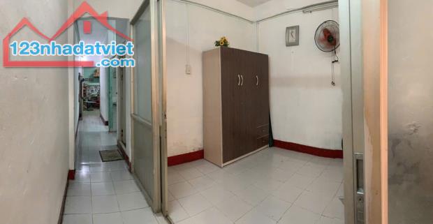 Bán Nhà Chung cư 70m² 2PN Tại Lý Văn Phức, Phường Tân Định, Quận 1, HCM - 1