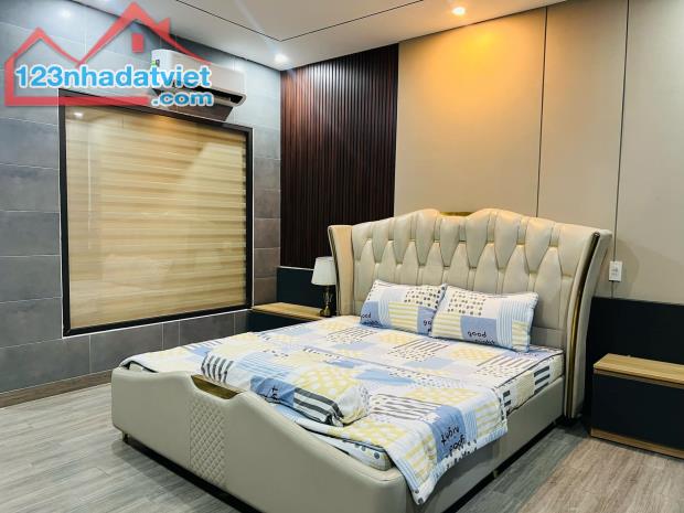 BÁN NHÀ ĐẸP NHẤT HÒA XUÂN NỘI THẤT VIP - 5