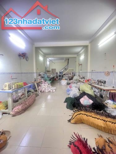 CẦN BÁN NHÀ NGỘP TÂN THỚI HIỆP 20 QUẬN 12, NGANG 5X22M , NHỈNH 5 TỶ - 1