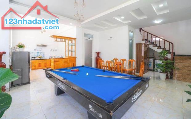 Cần Bán Villa 2 Mặt Tiền Phường 8, Đà Lạt 406m2 - 1