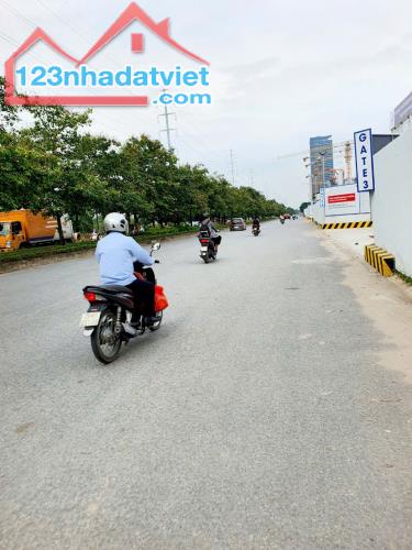 ĐẤT PHÚ THƯỢNG - 72M2- MẶT TIỀN 5.6M - NGÕ THÔNG - Ô TÔ 7 CHỖ VÀO NHÀ