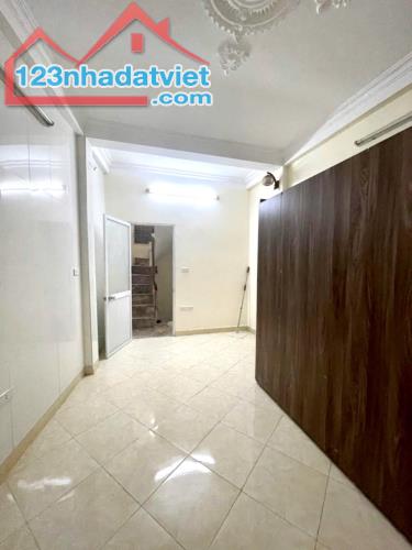 💥💥💥Đặng Văn Ngữ, Đống Đa, Nhà Đẹp Dân Xây, 50m Ra Phố, DT 23m2, 4 Tầng, Giá 3.8 Tỷ - 3