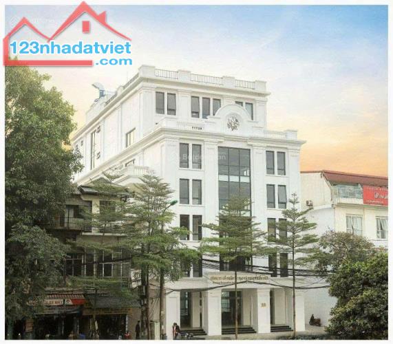 Cần cho thuê 300m2 sàn Tầng 5 tòa nhà mặt phố Trần Nhật Duật - Trung tâm quận Hoàn Kiếm.