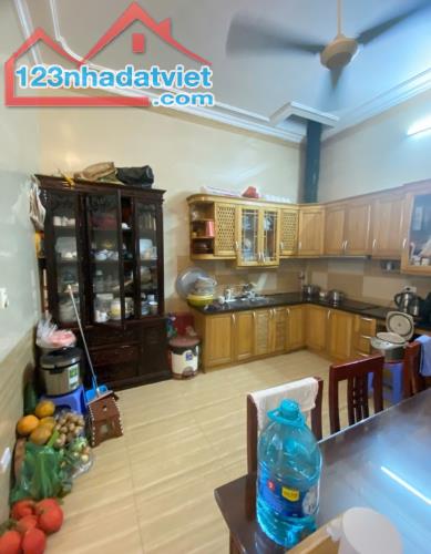 CHO THUÊ NHÀ NGUYÊN CĂN NGÕ KIM NGƯU 4 TẦNG, 3 NGỦ, 70M2, MT 4 M, 15 TRIỆU - 2