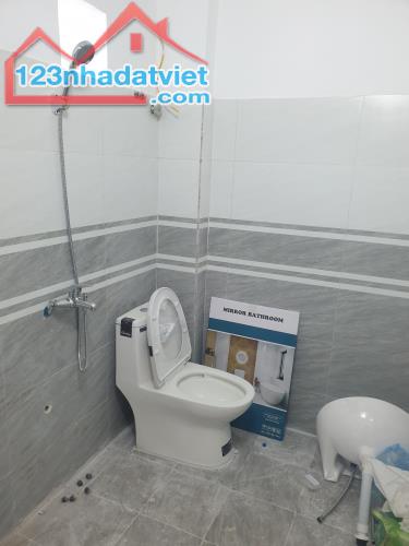 BÁN NHÀ ĐẸP 1.27 TỶ 2 TẦNG 44M2 ( ĐÔNG BẮC ) NGÕ PHÙ LONG - 4