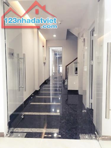 Cho thuê nhà 251 Trần Bình Trọng, Phường 4, Quận 5. Hầm, 5 Tầng(5x22) 600m2 có TM chỉ 90tr - 4