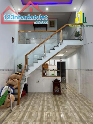 Bán nhà Bửu Hoà 2.3 tỷ 83m2 đường ô tô nhà đẹp lửng trệt - 1