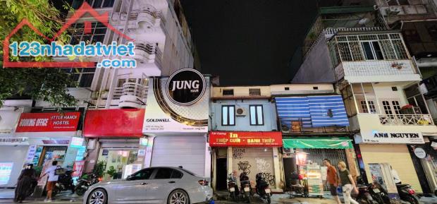 Bán nhà mặt phố Hàng Gà - Hoàn Kiếm - Kinh Doanh sầm uất