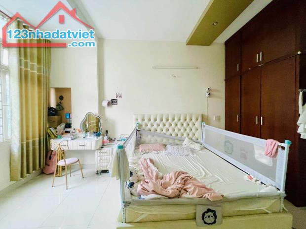 MĂT TIỀN ĐƯỜNG ĐỐI DIỆN CC DREAME HOME 2 - 4 TẦNG KINH DOANH KHU VỰC HIẾM NHÀ BÁN - 4