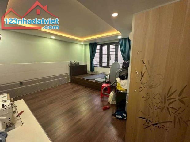 BÁN NHÀ TÂN THỚI NHẤT-5*16-5 TẦNG -NHÀ TỰ XÂY KIÊN CỐ-NỞ HẬU- NHỈNH 6 TỶ - 3