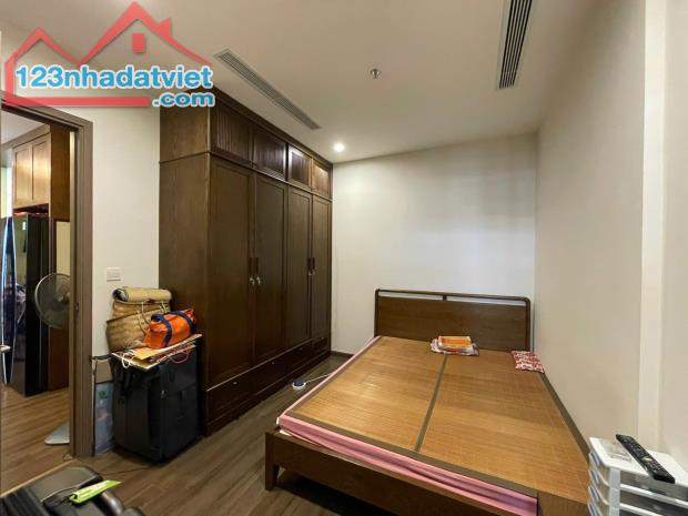 Cho thuê căn hộ 2 phòng ngủ, tại Symphony, Long Biên, 66m2. Lh: 0389544873 - 4