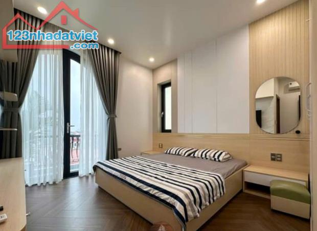 Tôi bán nhà mặt phố tây Xuân Diệu view Hồ Tây 150m2 chỉ 69.9 tỷ. LH 0989.62.6116 - 2