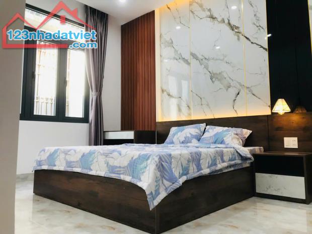 BÁN NHÀ 3 TẦNG FULL NỘI THẤT KHU VIP HÒA XUÂN ĐƯỜNG 7.5M GIÁ CHỈ HƠN 5 TỶ - 1