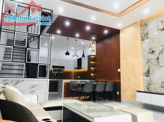 BÁN NHÀ 3 TẦNG FULL NỘI THẤT KHU VIP HÒA XUÂN ĐƯỜNG 7.5M GIÁ CHỈ HƠN 5 TỶ - 2