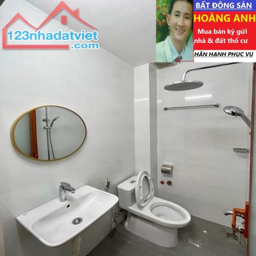 BÁN NHÀ MẶT PHỐ TẠI PHƯỜNG CÁT LÁI , QUẬN 2 _ 3 TẦNG 4 PN 5 WC _ 190 m2 _ NỞ HẬU TÀI LỘC. - 1